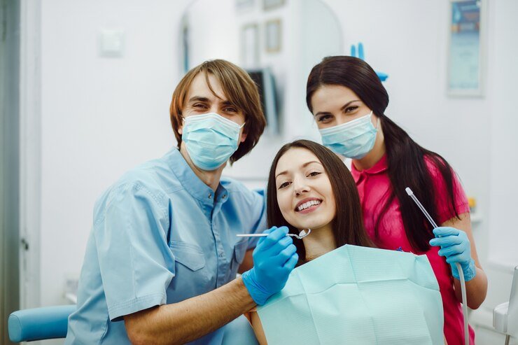 Good Dentists in Greater Noida West